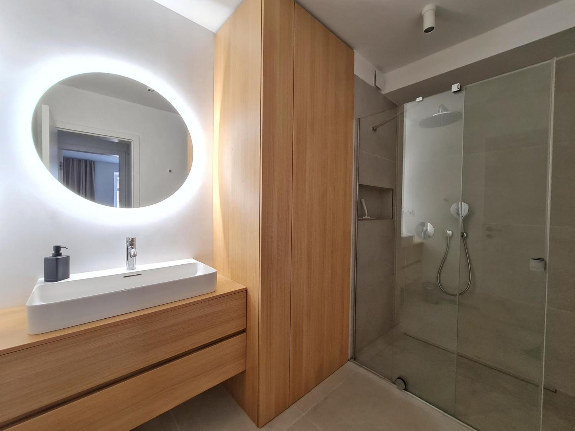 Beautiful New Apt In Old Town Near Train Station - Free Parking Bratislava Eksteriør bilde